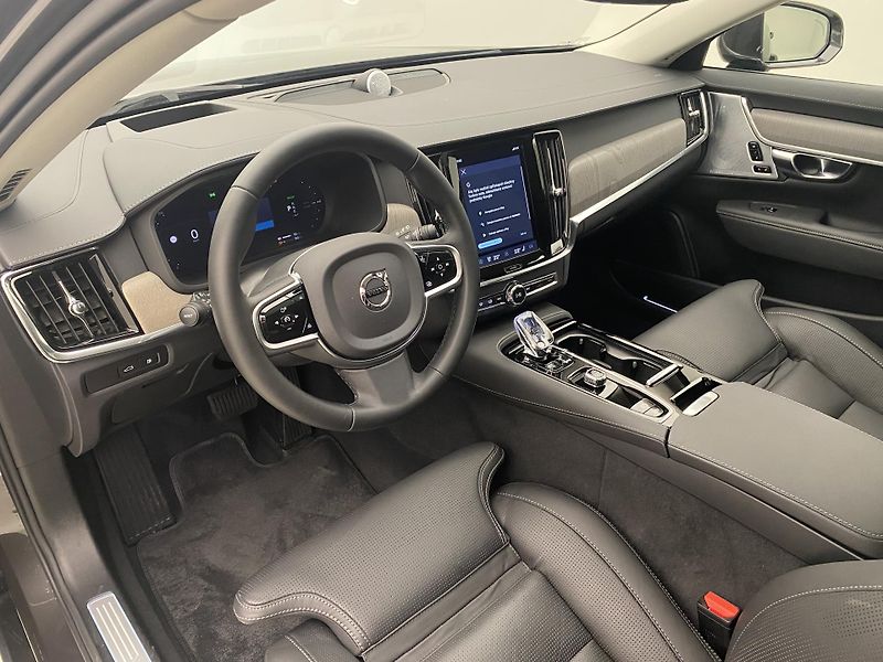 Volvo V90 T8 AWD RECHARGE BRIGHT ULTRA - fotka 4 z 58