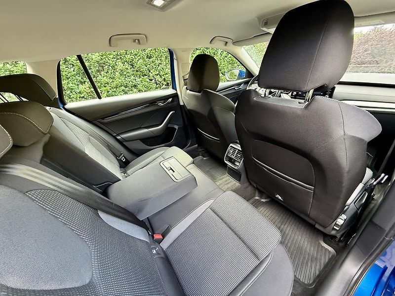Škoda Octavia (2023) 2,0TDi 85kW Koup.ČR,1.majitel - fotka 10 z 15
