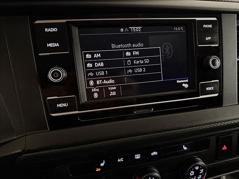 Volkswagen Transporter 2.0TDI 110kW DSG KOMBI 1M - fotka 23 z 39