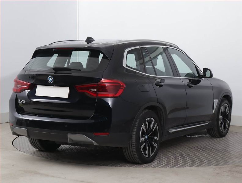 BMW iX3 (2021) 80 kWh, SoH 98% - fotka 5 z 25