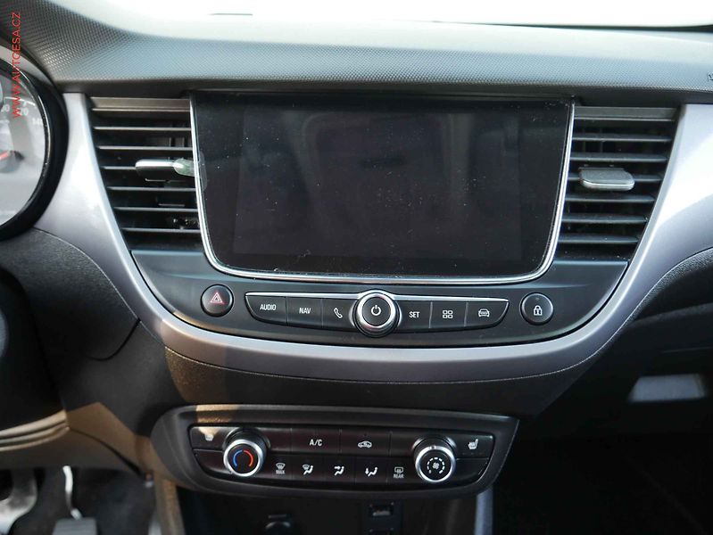 Opel Crossland (2021) 1.2 PT, 1.maj,ČR, servis - fotka 11 z 19