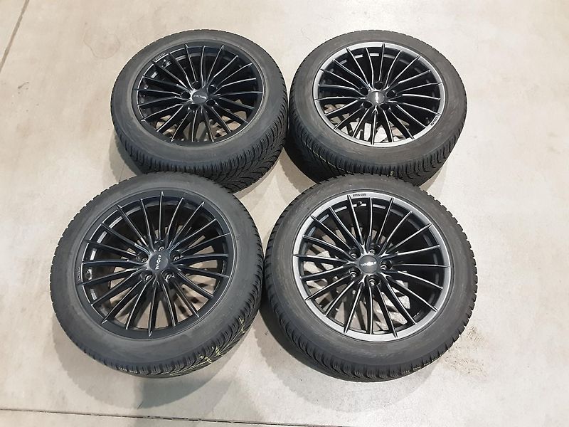 Tesla Model Y (2023) Long Range AWD DE SoH 91,2% - fotka 40 z 40