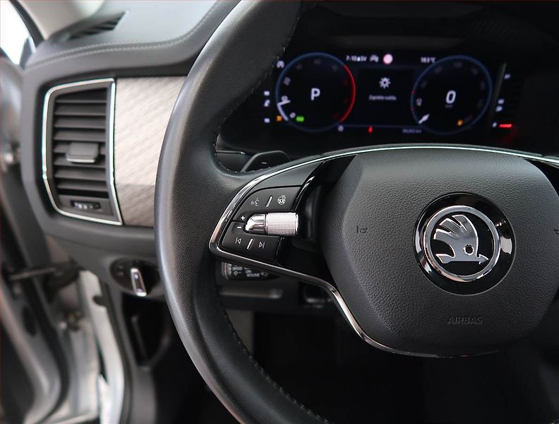 Škoda Kodiaq (2023) Style 2.0 TDI, digi klima - fotka 20 z 27