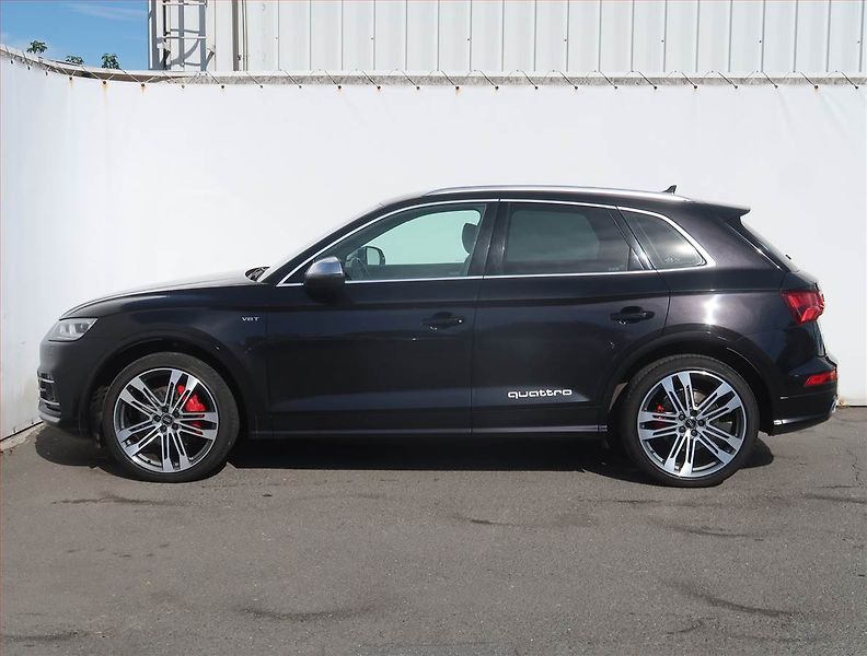 Audi SQ5 (2018) 3.0 TFSI - fotka 3 z 27