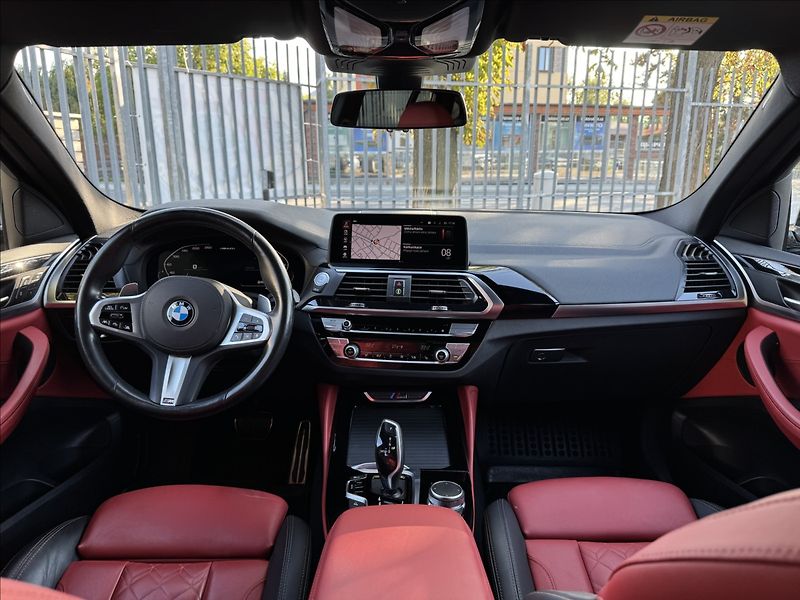 BMW X4 M40i - fotka 11 z 36
