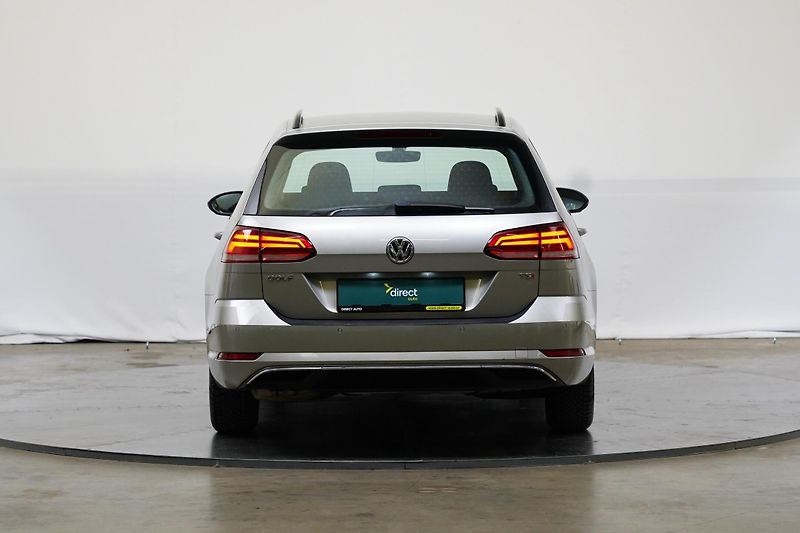 Volkswagen Golf - fotka 6 z 24