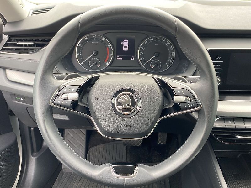 Škoda Octavia (2024) 1.5 TSI M-HEV DSG Ambition - fotka 6 z 28
