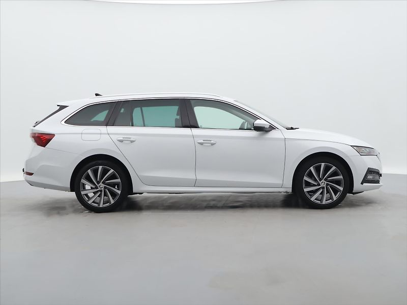 Škoda Octavia 2,0 TDI 110kW CZ Style Matrix - fotka 8 z 34