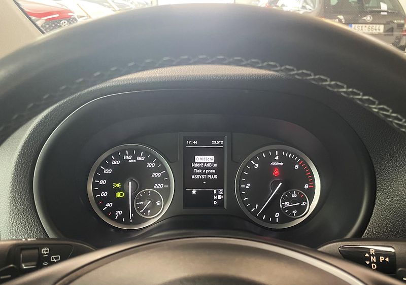 Mercedes-Benz Vito Tourer 114CDi, Long 8míst ČR - fotka 15 z 28