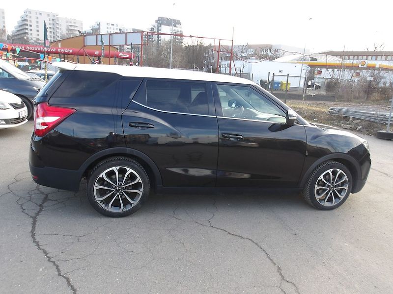 SsangYong XLV 1,6 84kW  XDi Pěkný !! - fotka 9 z 34
