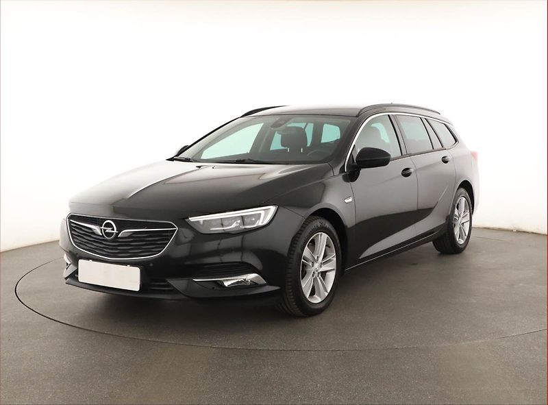 Opel Insignia (2019) 2.0 CDTI, Serv.kniha, Navi - fotka 2 z 18