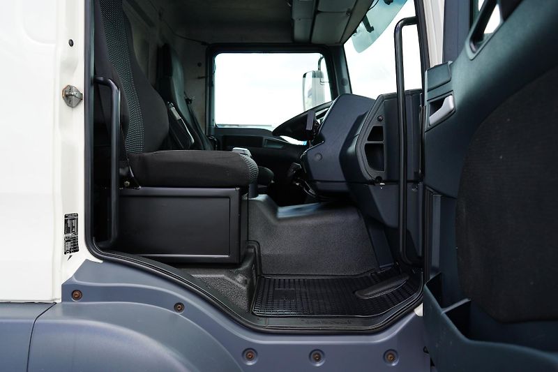MAN TGM (2012) 26.340 / EURO 5 / CHŁODNIA + W - fotka 41 z 42