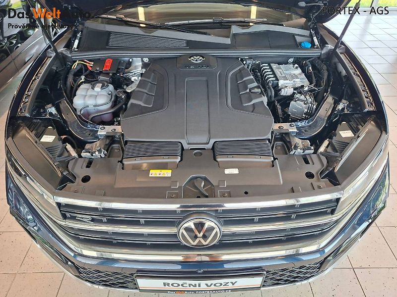 Volkswagen Touareg (2025) R-Line,V6 3.0 TDI,210kW,Prodl. - fotka 31 z 34