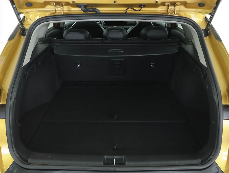 Kia K4 (2026) 1.6 T-GDI, Mrtvý úhel - fotka 14 z 17