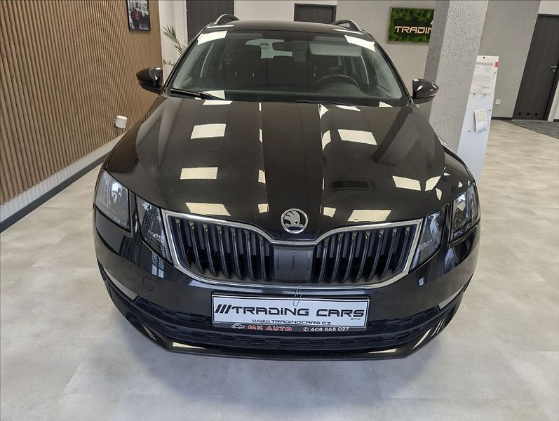 Škoda Octavia TSI, 110KW - fotka 2 z 27