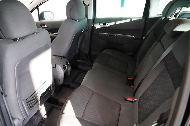 Peugeot 3008 - fotka 26 z 27