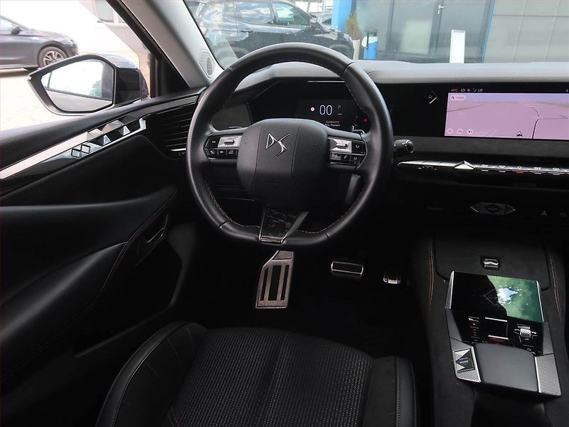 DS Automobiles DS4 (2022) 1.2 PureTech - fotka 7 z 20