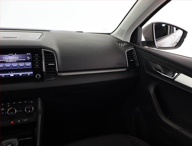 Škoda Karoq (2018) Style 1.0 TSI, Automat - fotka 8 z 22