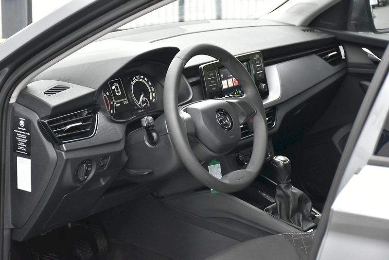 Škoda Scala (2022) AMB TS 81/1.0 M6F - fotka 14 z 20