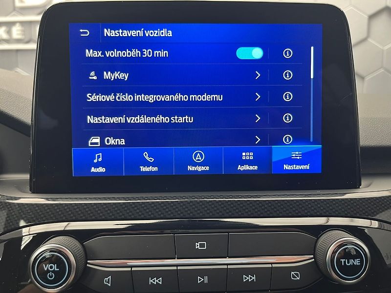 Ford Kuga 2,0 EB ST-Line 140kW AWD - fotka 52 z 55