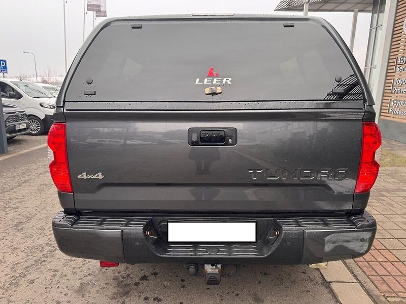 Toyota Tundra Limited - fotka 5 z 6