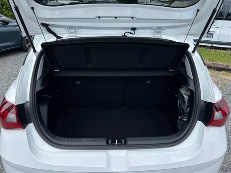Hyundai i20 1,0 T-GDI 74 Smart 5d - fotka 6 z 11