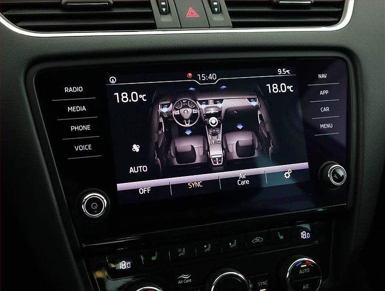Škoda Octavia (2020) Ambition 1.0 TSI, Navi - fotka 15 z 20