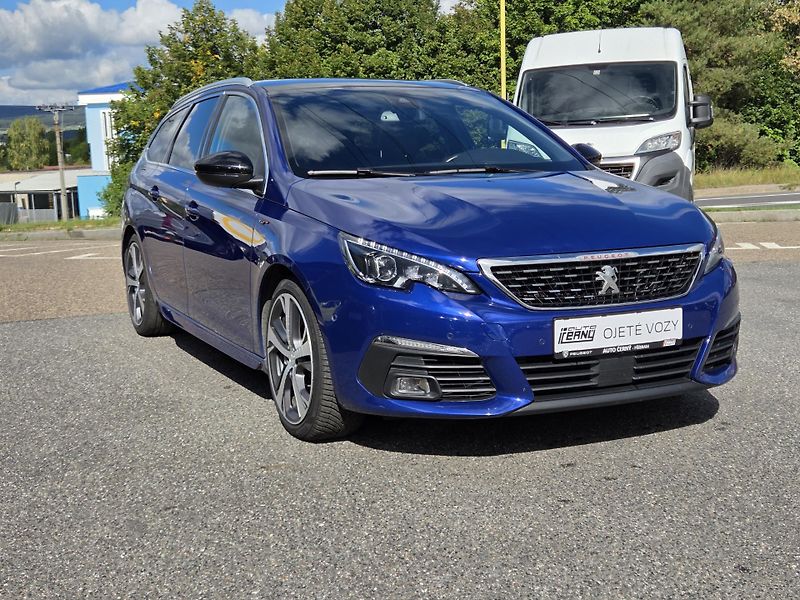 Peugeot 308 (2018) SW 2.0BHDi 180 GT EAT8 - fotka 7 z 38
