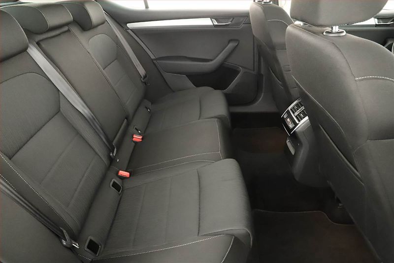 Škoda Superb (2018) 2.0 TDI, Automat, Navi - fotka 7 z 15