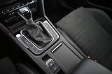 Volkswagen Passat (2022) 2.0 ELEGANCE LED MATRIX ACC Ta - náhled 22