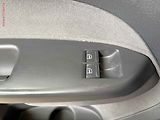 Volkswagen Caddy (2011) 1.6TDi, 1.maj, STK9/28 - náhled 12