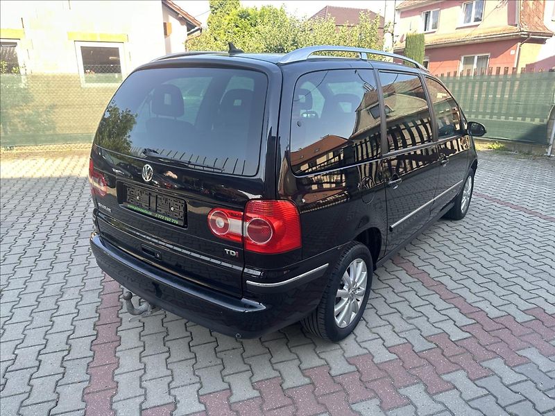 Volkswagen Sharan 1,9 TDI NOVÉ ROZVODY 7.MÍST - fotka 3 z 28