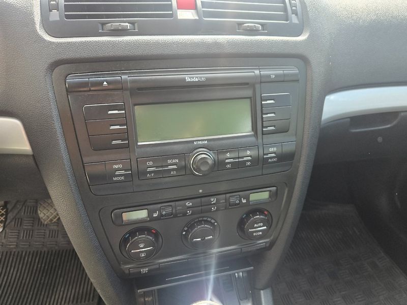 Škoda Octavia (2005) 1.6 MPI Rozvody - fotka 10 z 22