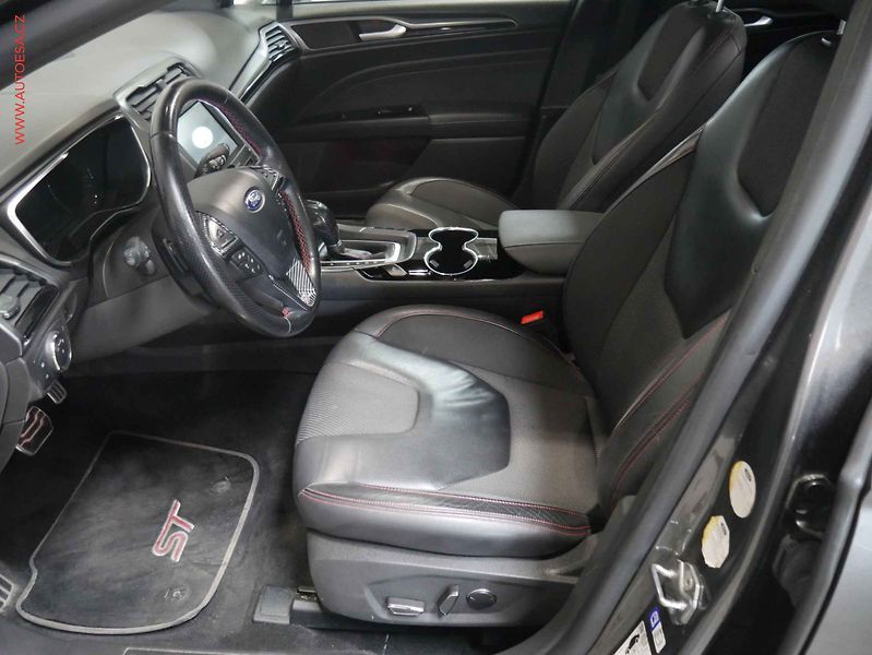 Ford Mondeo (2019) 2.0TDCi, AT, navi, LED - fotka 9 z 23