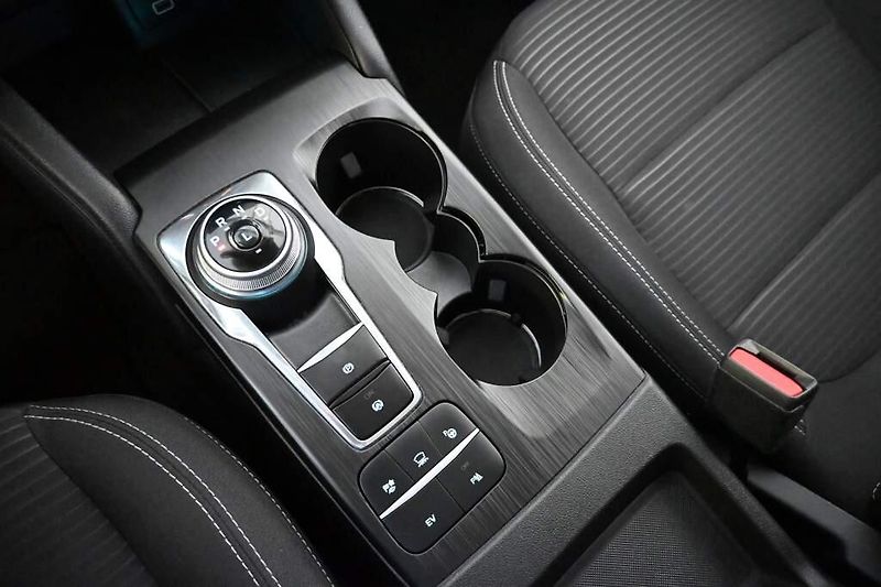Ford Kuga (2023) 2.5 LED VIRTUAL ACC Kamera DUR - fotka 28 z 39