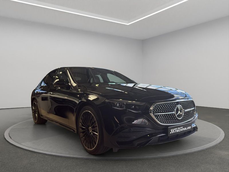 Mercedes-Benz Třídy E (2025) E 300 de 4MATIC sedan - fotka 3 z 20