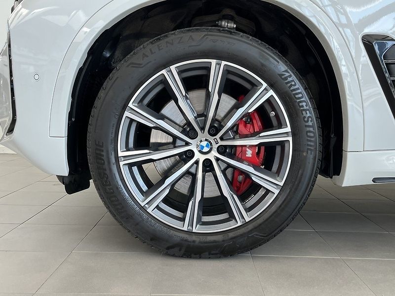 BMW X5 xDrive30d M-Sport Pro 360 Vent - fotka 6 z 13