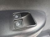 Škoda Octavia 1.6i KLIMA - náhled 10