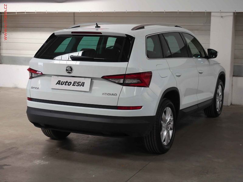Škoda Kodiaq (2017) 1.4TSi, 2.maj,ČR, DSG, kamera - fotka 6 z 29