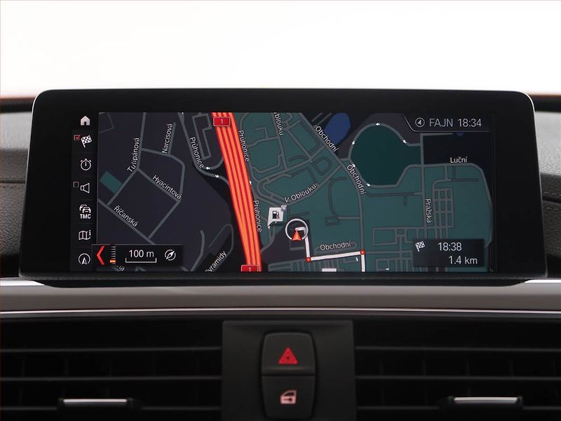 BMW Řada 4 (2017) Sport Line 420d xDrive, 4X4 - fotka 20 z 25