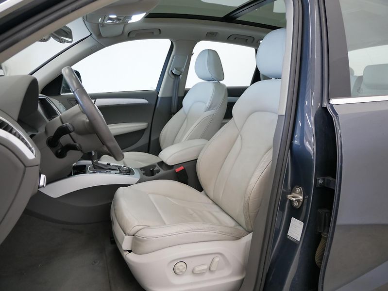Audi Q5 - fotka 6 z 6