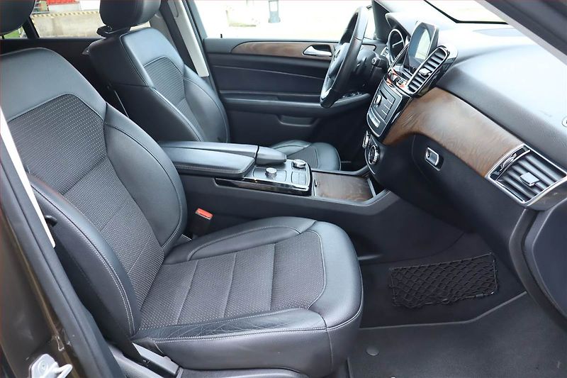 Mercedes-Benz GLE (2016) 350 d - fotka 9 z 27