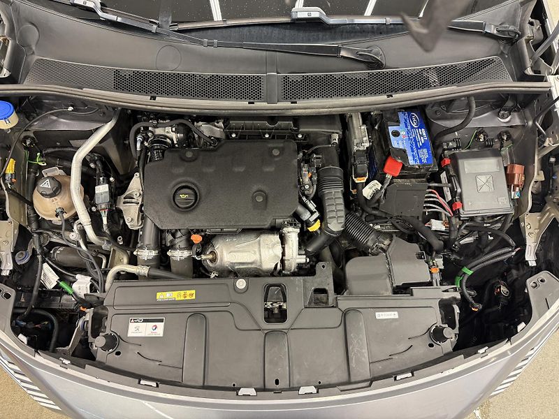 Peugeot 5008 - fotka 16 z 18