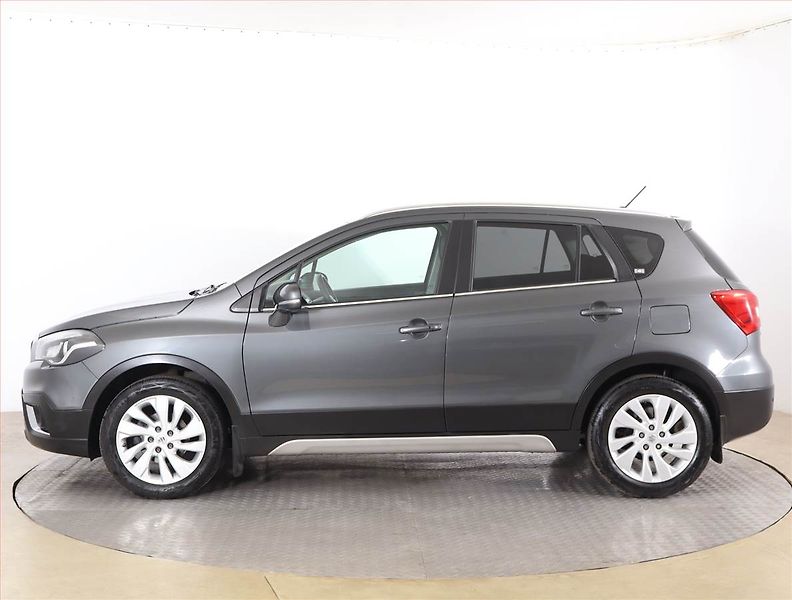 Suzuki SX4 S-Cross (2019) 1.0 BoosterJet, 4X4 - fotka 3 z 17