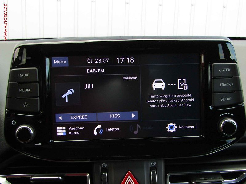 Hyundai i30 (2022) 1.0 T-GDi Fastback, 1.maj,ČR - fotka 16 z 22
