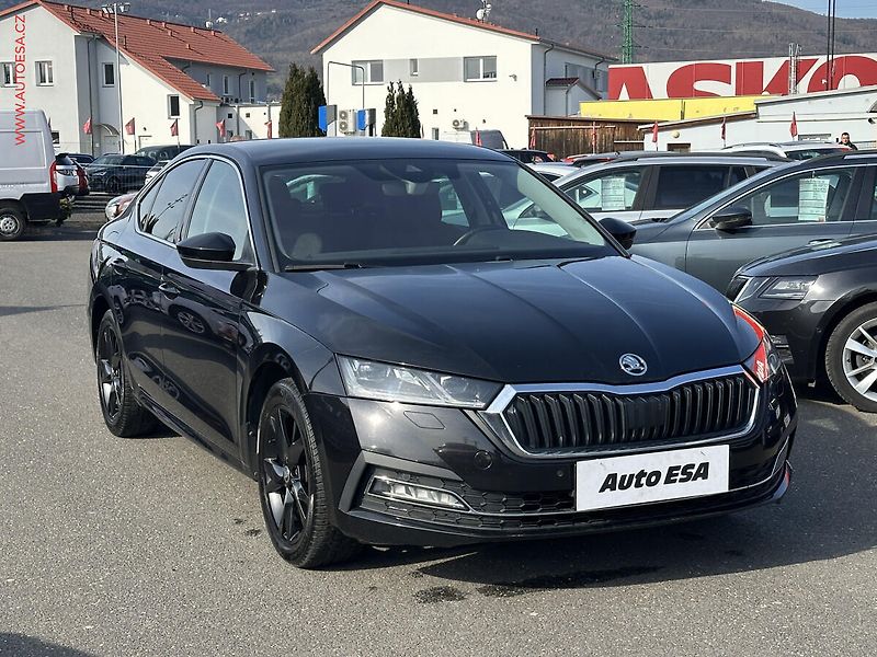 Škoda Octavia (2022) 2.0 TDi, ČR, Style - fotografie inzerátu