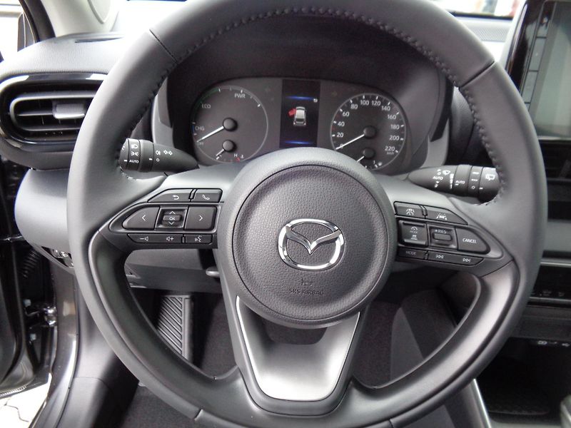 Mazda 2 Hybrid (2025) 1,5 AT Center-line - fotka 12 z 23