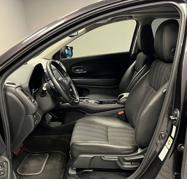 Honda HR-V 1.5 i-VTEC AT EXECUTIVE - fotka 8 z 17