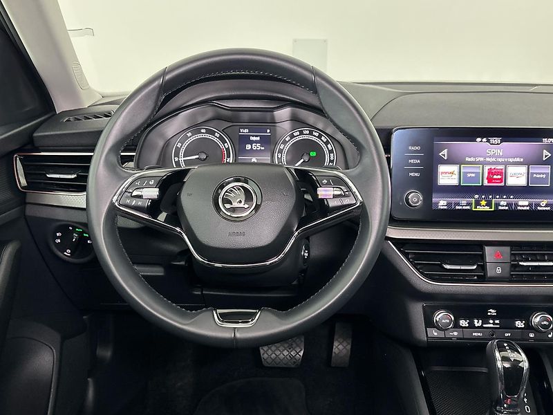 Škoda Kamiq Style DSG - fotka 18 z 28