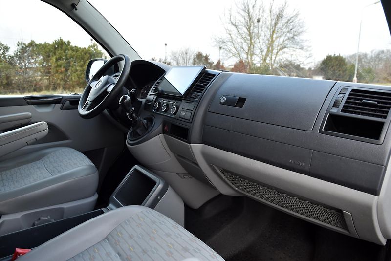 Volkswagen Transporter 2.0 TDi 6st LONG, KLIMA, PDC - fotka 30 z 34